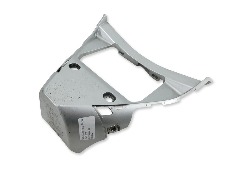 PŁUG PLASTIK OWIEWKA YAMAHA YZF-R1M RN32 15-20 U-11 2CR-2836M-00