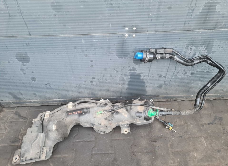 Toyota Hilux VIII 2.4d 20r zbiornik pompa AdBlue