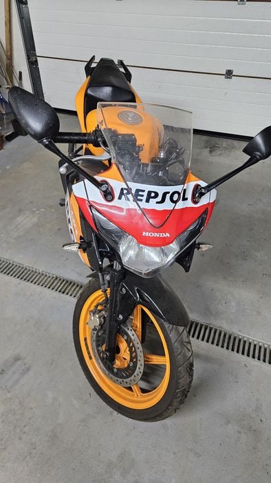 Honda CBR 125 kat.B