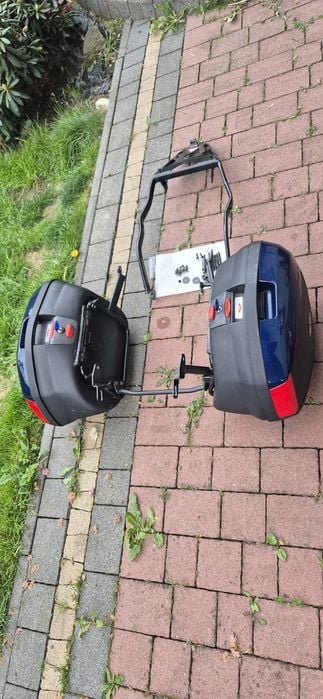 Suzuki gsx 1250 fa kufry boczne oryginalne+stelaże+płyta komplet givi