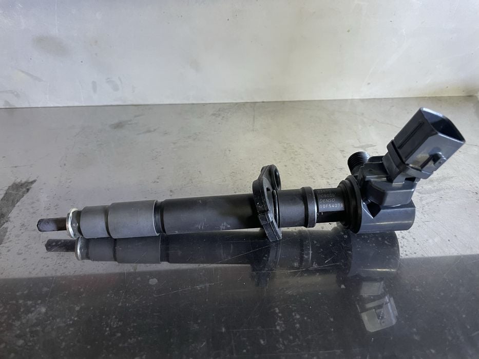 Toyota Hilux Land Cruiser 1GD 2.8d  denso wtryskiwacz