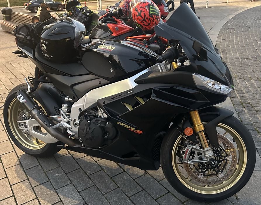 Aprila RSV4 FACTORY 2025