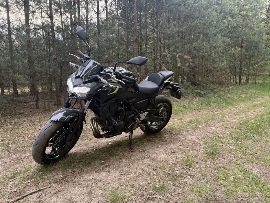 Salon polska przebieg 1200km