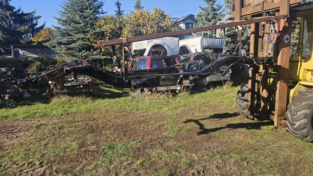 Nissan Patrol y60 3d rama