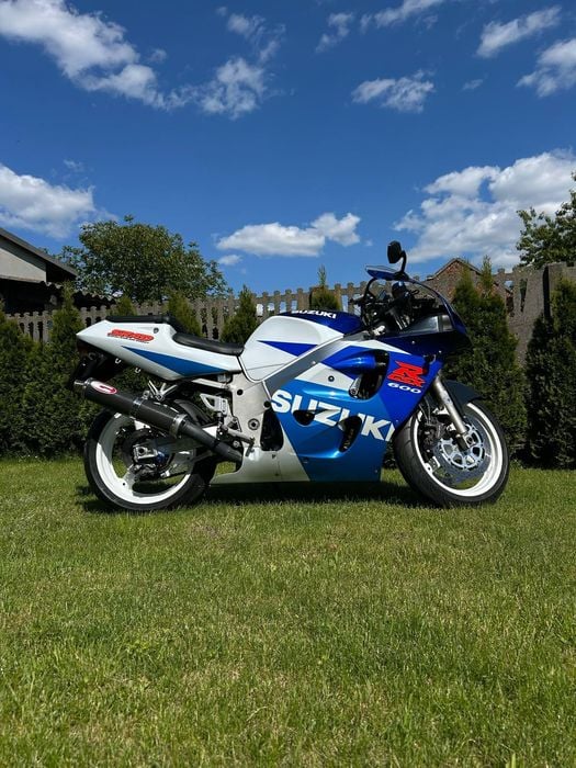 Motocykl SUZUKI GSXR 600 klasyk