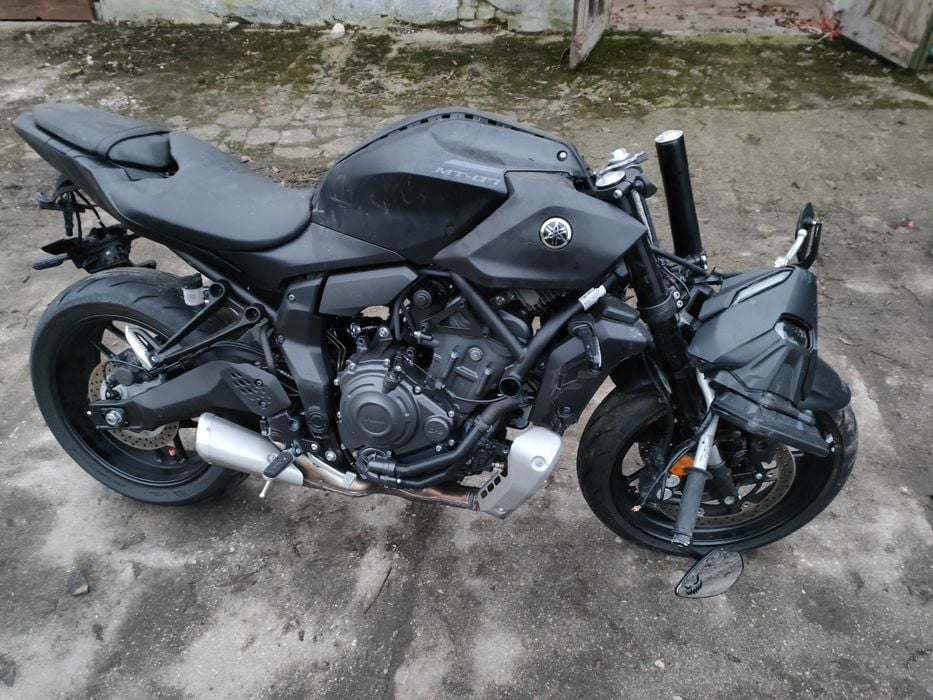 Yamaha mt 07 2025r najnowszy model uszkodzony części zony SWAP