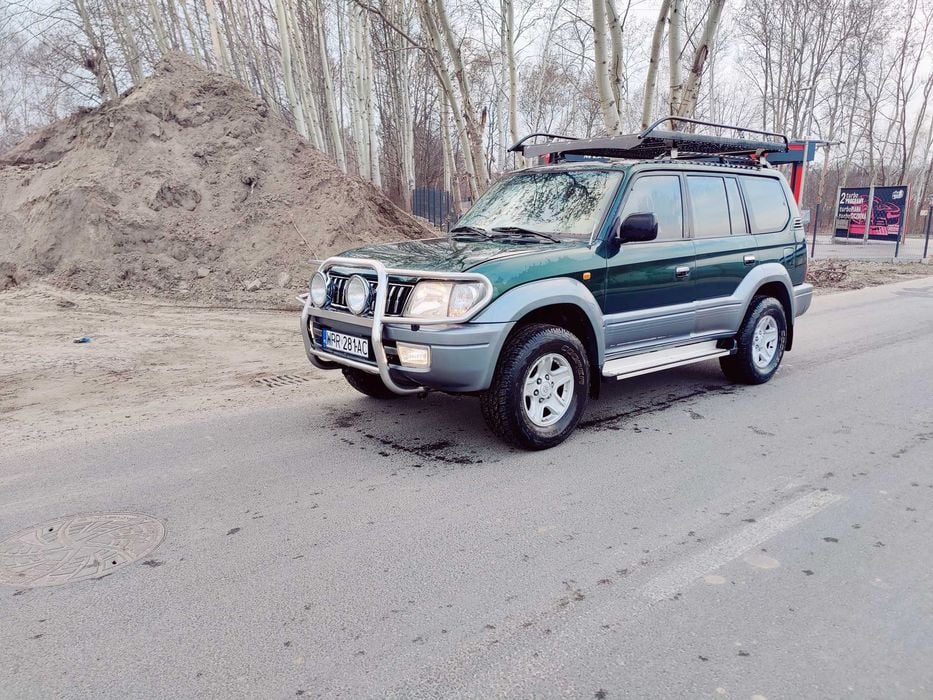 Toyota Land Cruiser 90