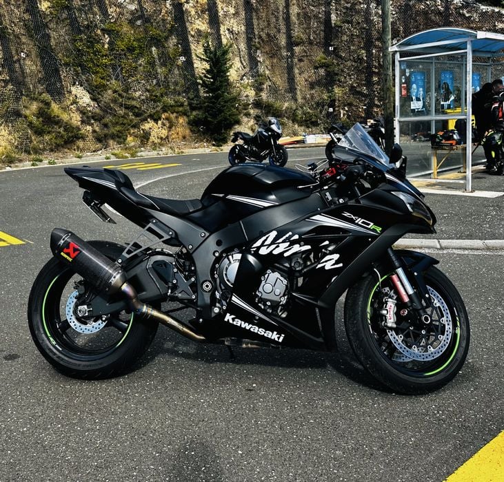Kawasaki ZX10R Winter Test  Edition