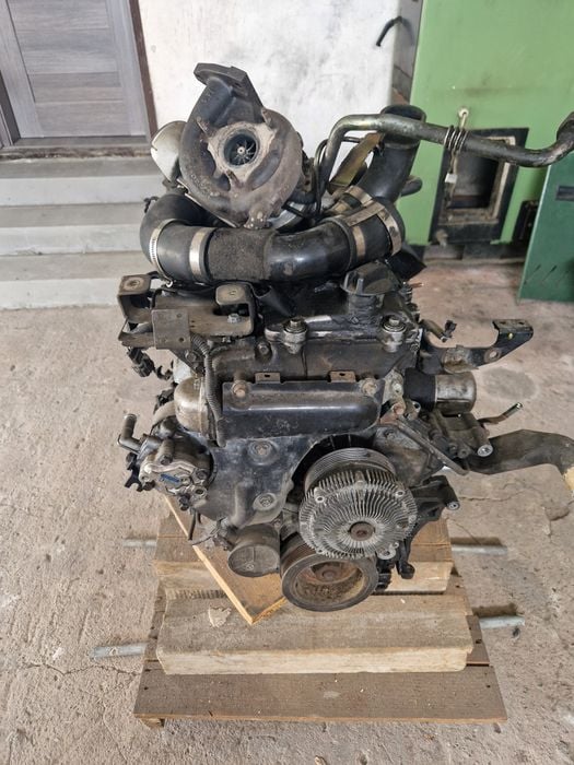 Silnik zd30 Nissan Patrol Y61 pompa blok