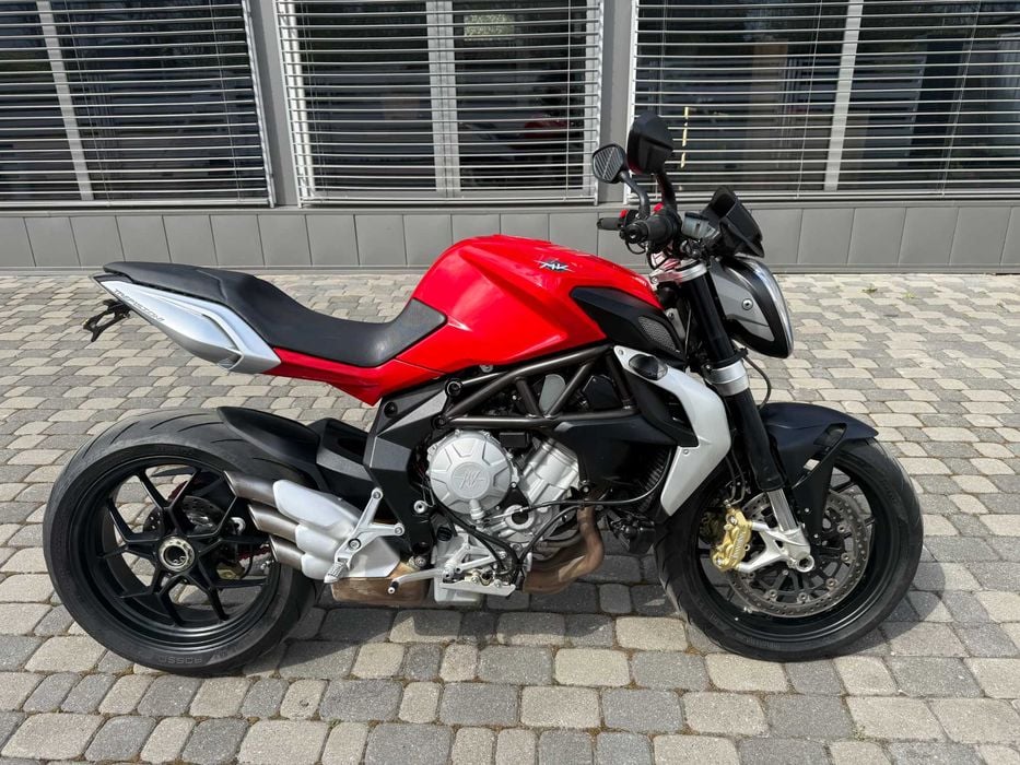 MV AGUSTA BRUTALE 675, 31tys km, 2012r bezwypadkowy, oryginał