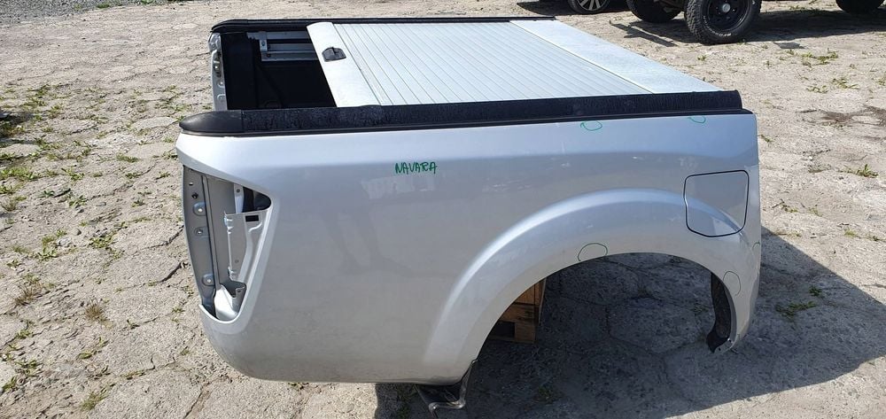 nissan navara d23 paka zabudowa tył roleta