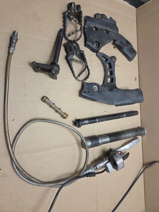 ktm exc sx 450 525 silnik skrzynia rozrusznik tryb śruba pompa oś ośka