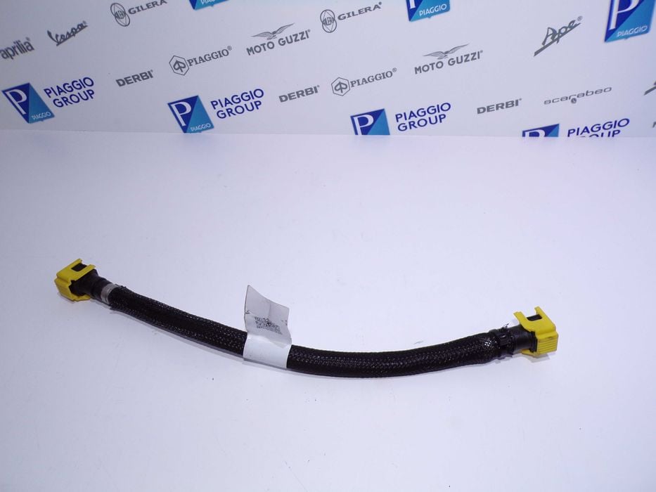 Oryginalny przewód paliwowy szybko-złączki Aprilia RS660 Tuono 660
