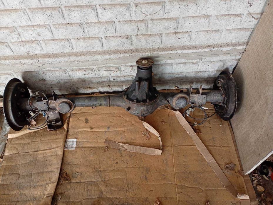 Tylny most suzuki jimny 1.5 diesel