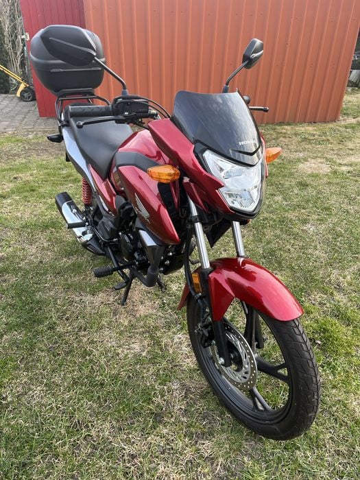 Honda CB125f motocykl