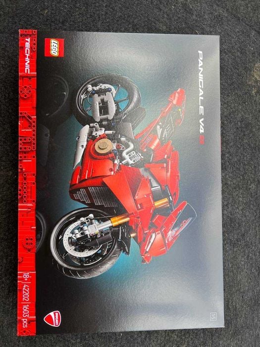 LEGO Technic 42202 Ducati Panigale V4S - NOWY