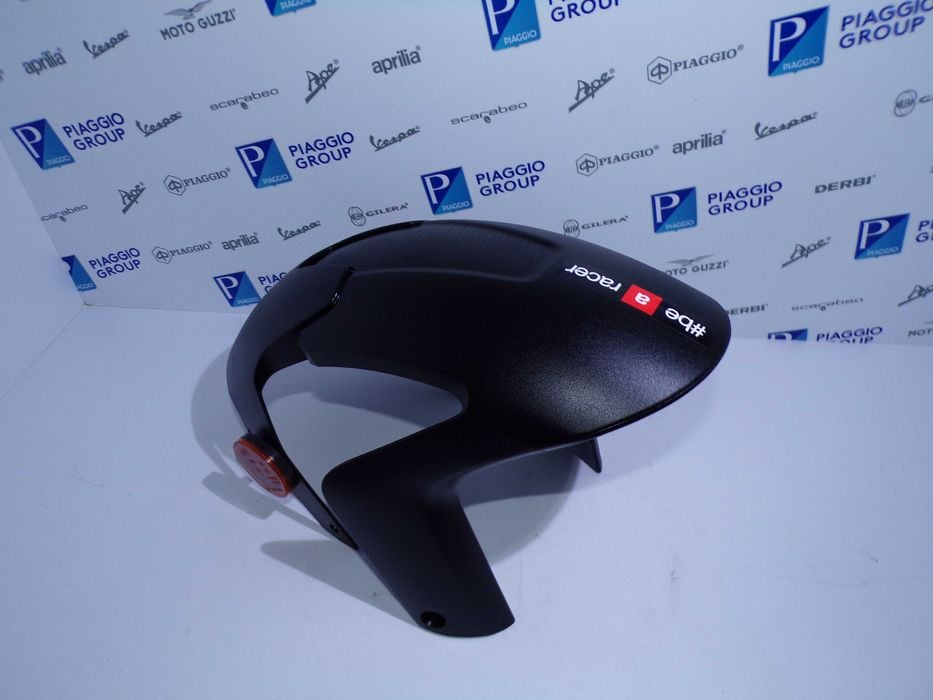 Błotnik przód Nadkole Aprilia RS660 Tuono 660 OEM.