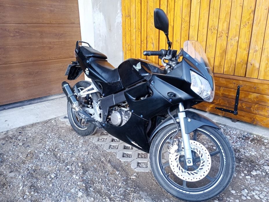 Honda CBR 125 R JC34