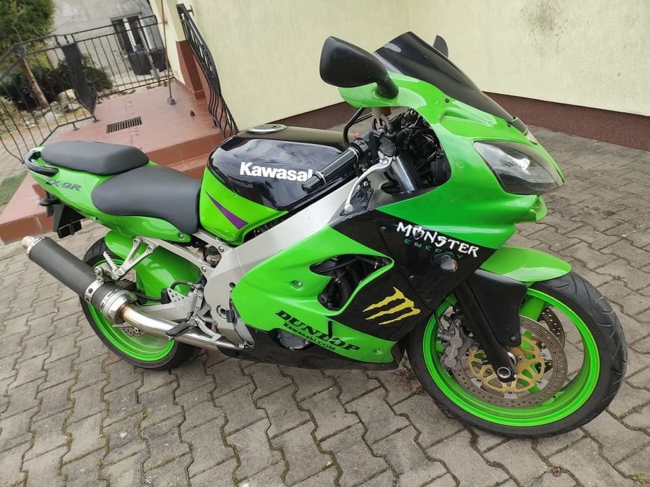 KAVASAKI ZX9R NInja rok 27.12.2001