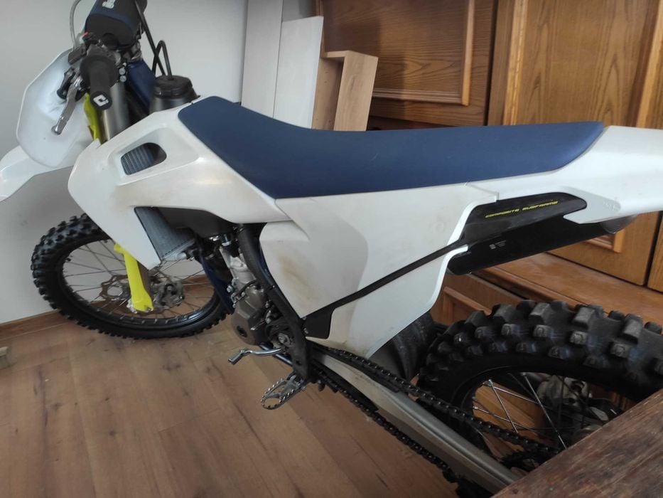 Husqvarna fc 350 -jak nowy 11 motogodzin 2022 rok