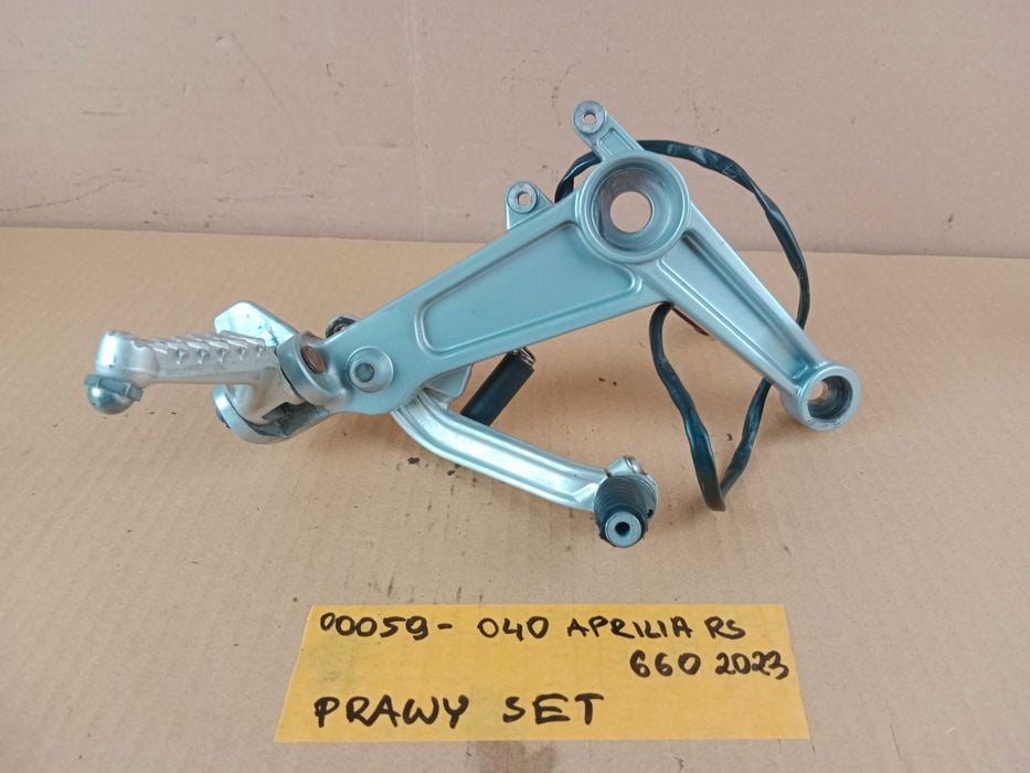 Aprilia RS 660 Prawy Set Kierowcy Podnóżek Przód Przedni Czujnik 20-25