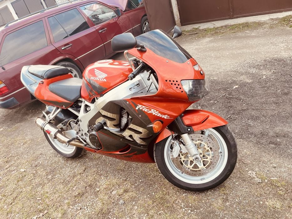 Honda CBR900 sc33