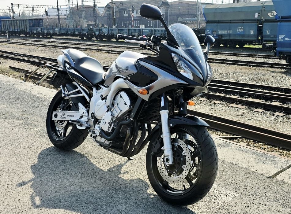 YAMAHA  FZ6-S Fazer  600 ccm , 2005 rok