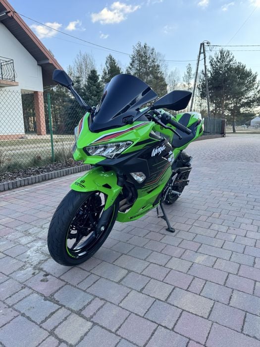 Kawasaki Ninja 400/125
