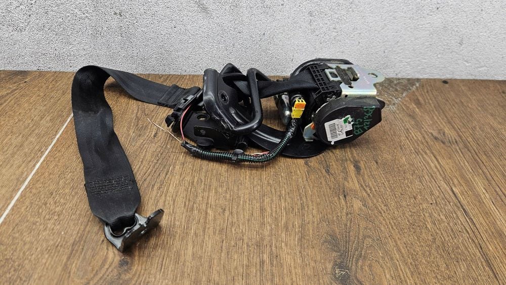 land rover discovery sport l550 648704400 pas bezpieczeństwa prawy tył