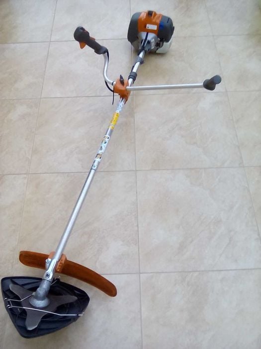 Kosa spalinowa Husqvarna 135R +  druga do naprawy gratis