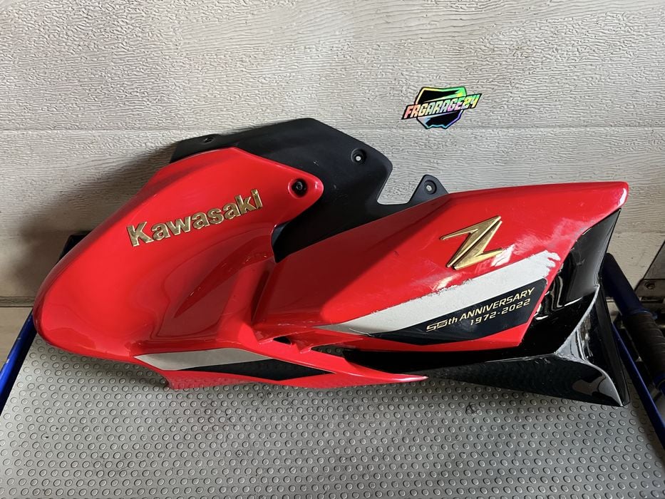 Boczek owiewka kawasaki z 900