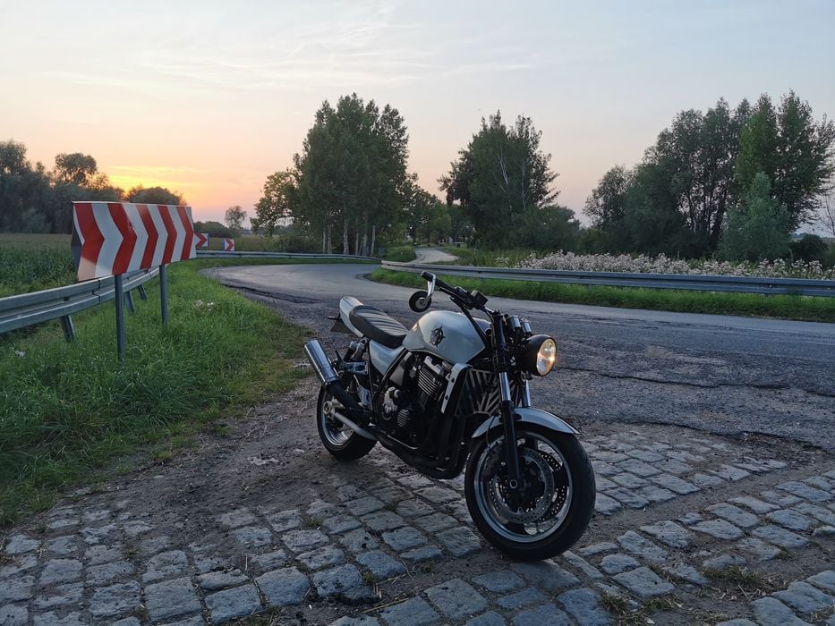 Kawasaki zrx 1100, naked sport custom A2 zamiana