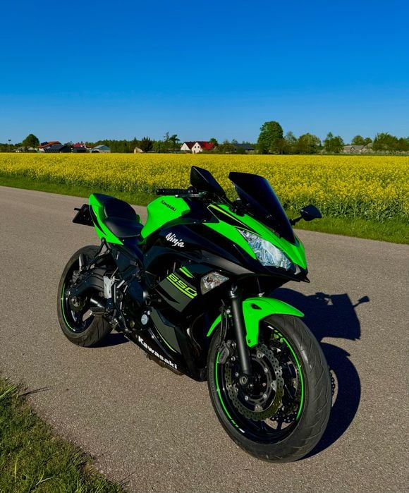 Kawasaki Ninja 650 A2