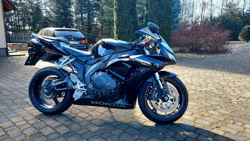 Honda CBR 1000   2006r