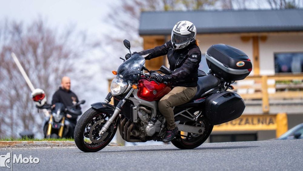 Yamaha FZ6 S1 2005 gotowa na sezon, od motocyklistki, tylko 45tys km