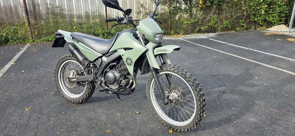 Yamaha XT 125 Cross kat b