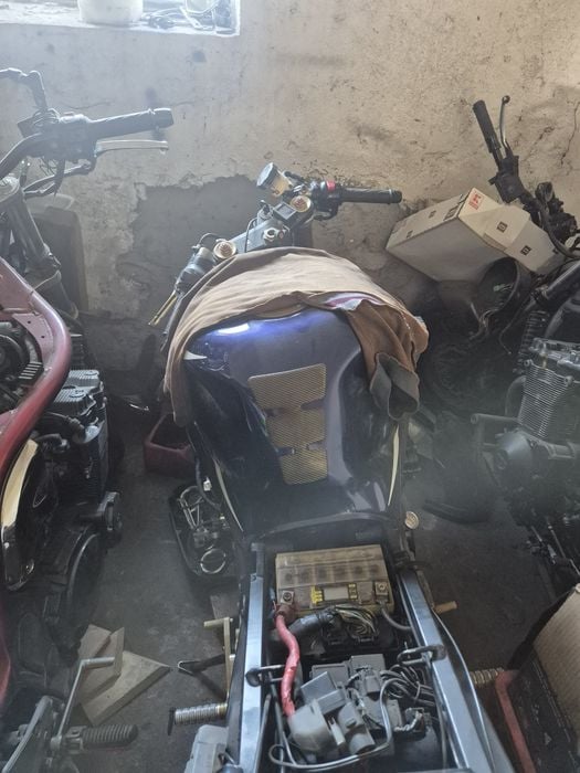 Suzuki GSXR 1000 k3 k4 zbiornik bak paliwa