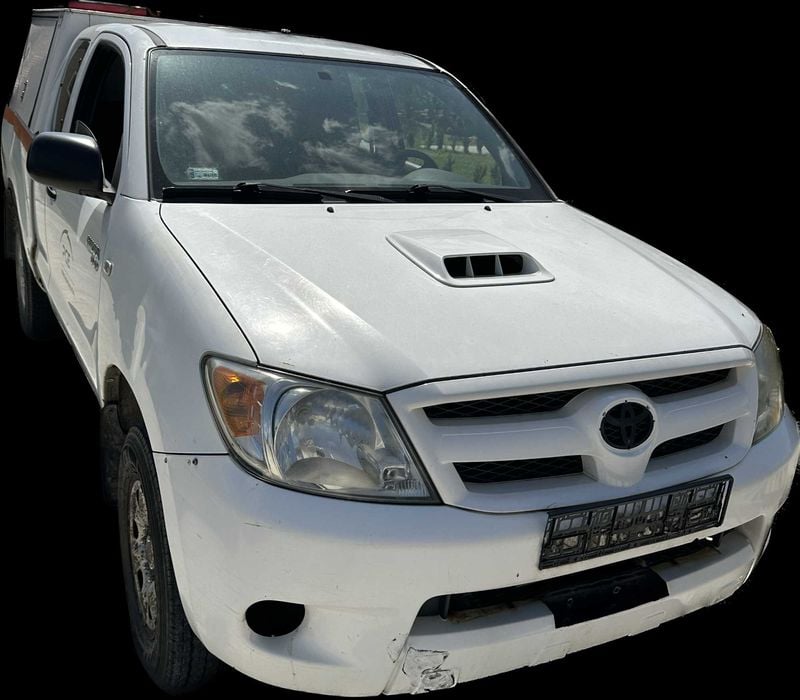 Toyota Hilux VII 05-15 silnik skrzynia most rama kabina drzwi części