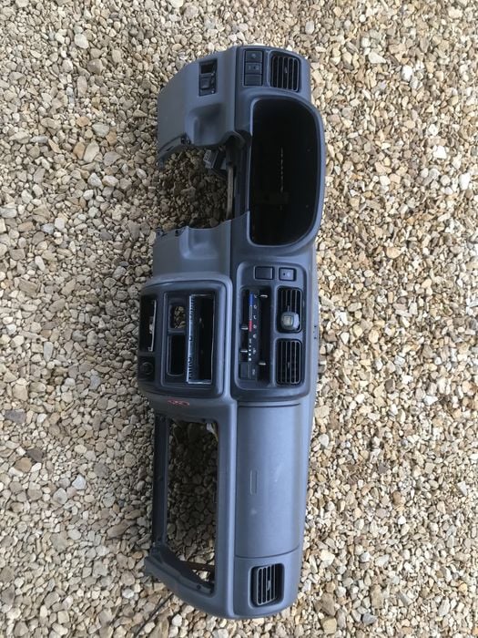 Suzuki jimny kokpit deska rozdzielcza