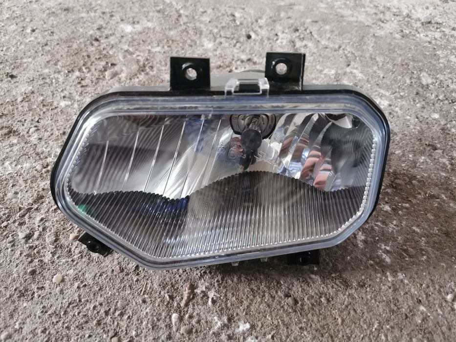Polaris sportsman scrambler lampa przód reflektor lewy