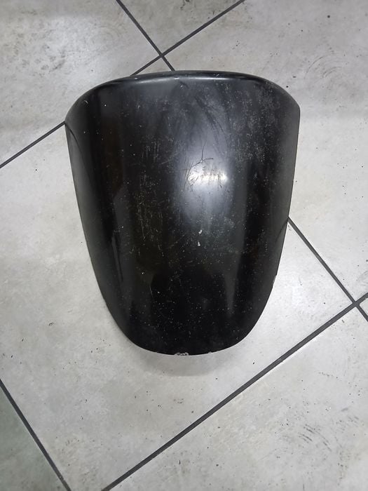 Zadupek obudowa tylnego siedzenia Suzuki GSX-R