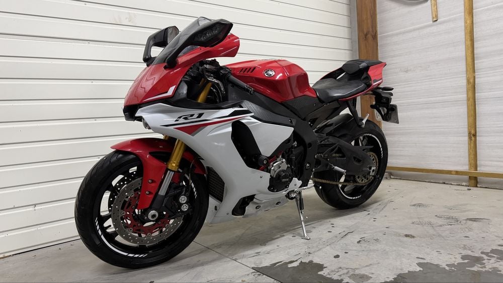 Yamaha R1 RN32 2015r 9300km