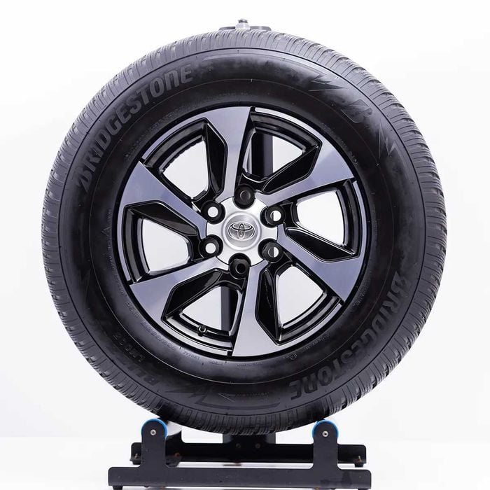 NOWE ORYGINALNE Felgi Toyota 17" - Hilux Land Cruiser
