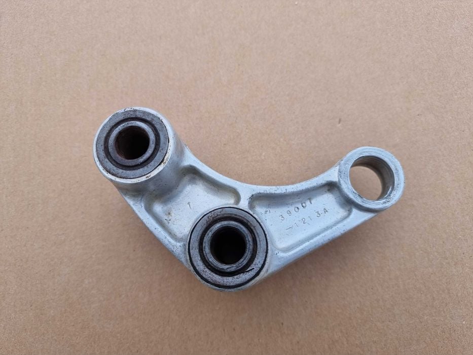 Kiwak kość kiwaka łącznik linkage Kawasaki KX 125 / 250 rok 1993