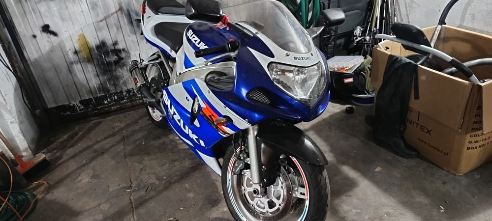 Sprzedam SUZUKI GSXR 600