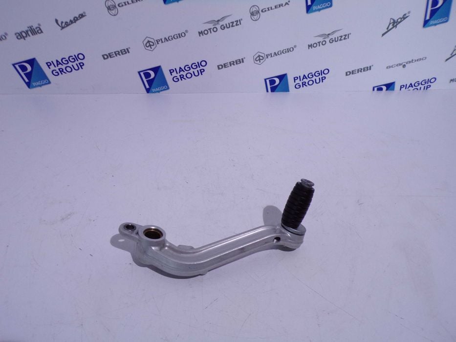 Aprilia Tuono 660 RS 660 dźwignia pedał hamulca nożnego OEM.