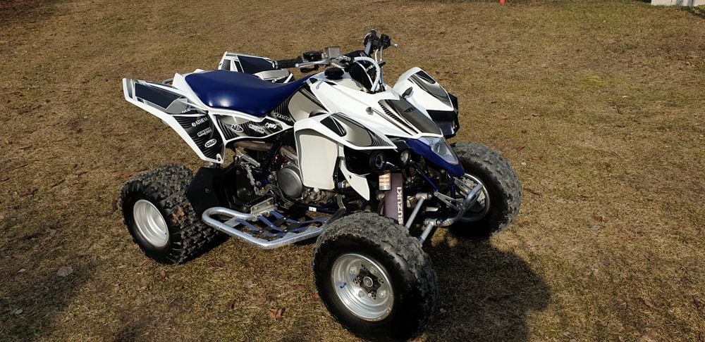 Piękny quad Suzuki LTZ 400 k9 wtrysk
