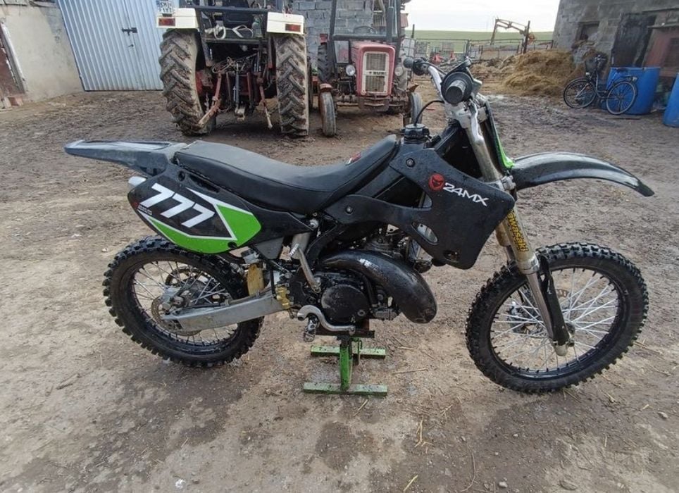 KAWASAKI KX 250 Tanio, do naprawy