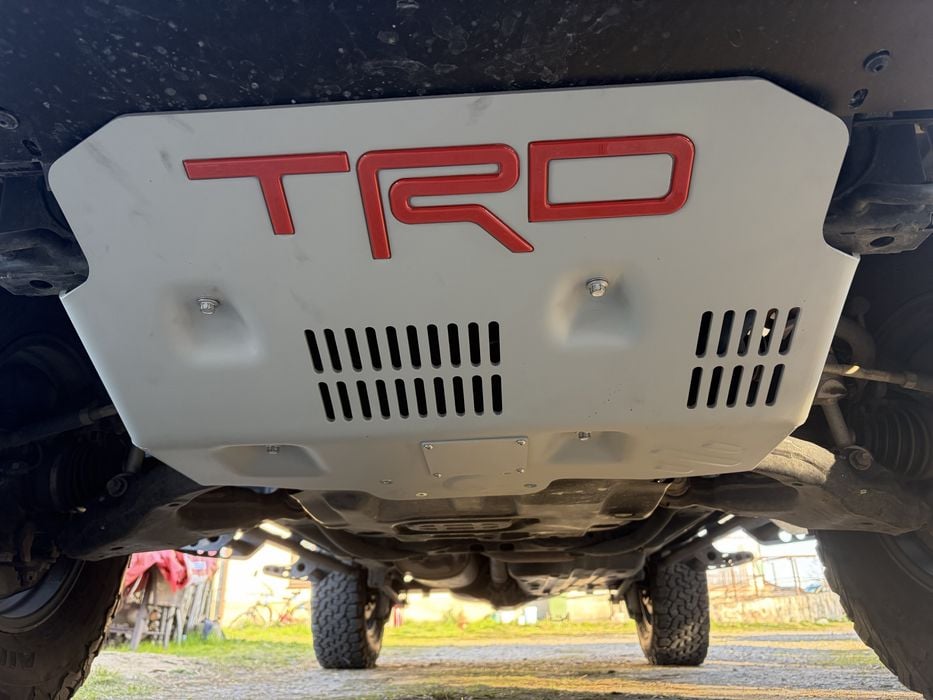 Osłona silnika płyta TRD Toyota 4runner 5th gen