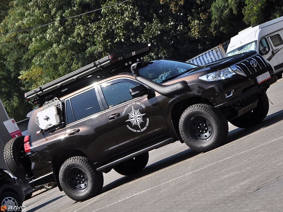 Toyota Land Cruiser 150 kompletny samochód wyprawowy